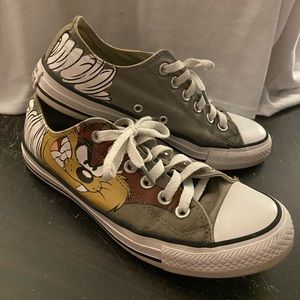 Looney Toon Converse